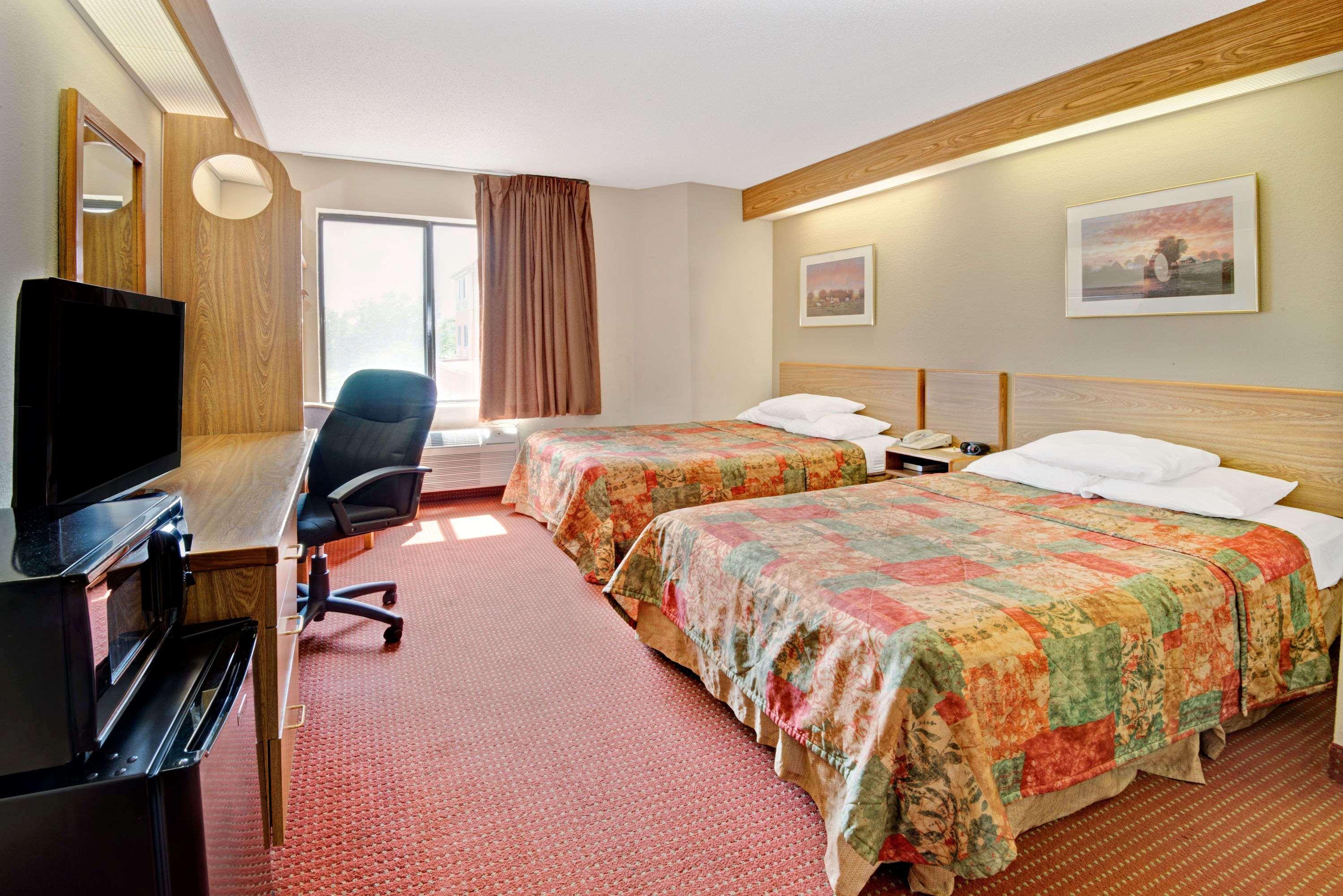 Sleep - Kansas Inn Olathe